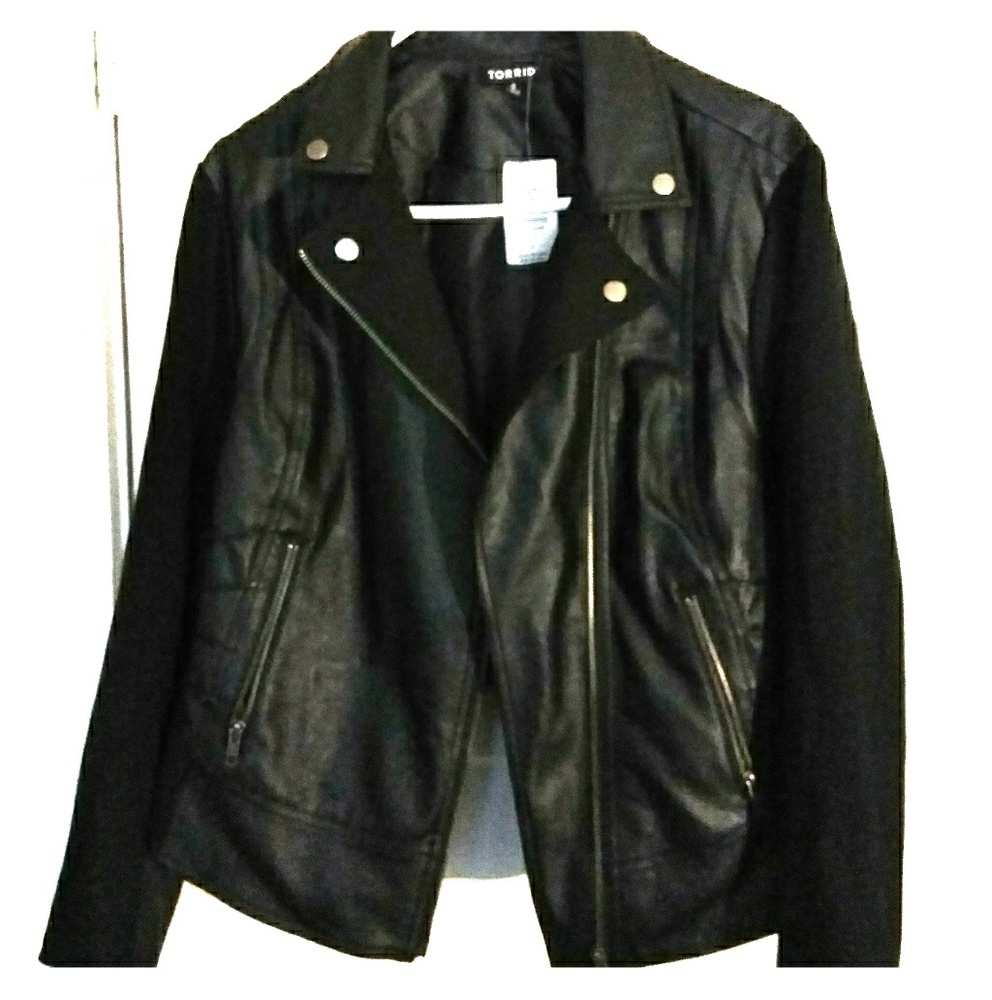 Torrid BNWT Ponte Knit/Faux Leather Moto Jacket